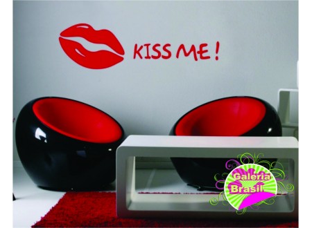 ADESIVO KISS ME